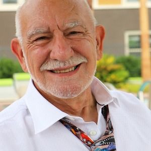 Meet your Posher, Bruce